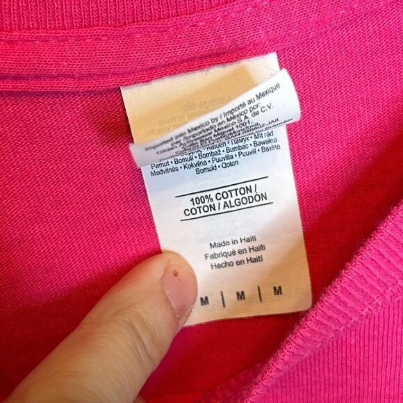 5 for $25🔥Medium Hot Pink "Coach" T-Shirt - Picture 5 of 6
